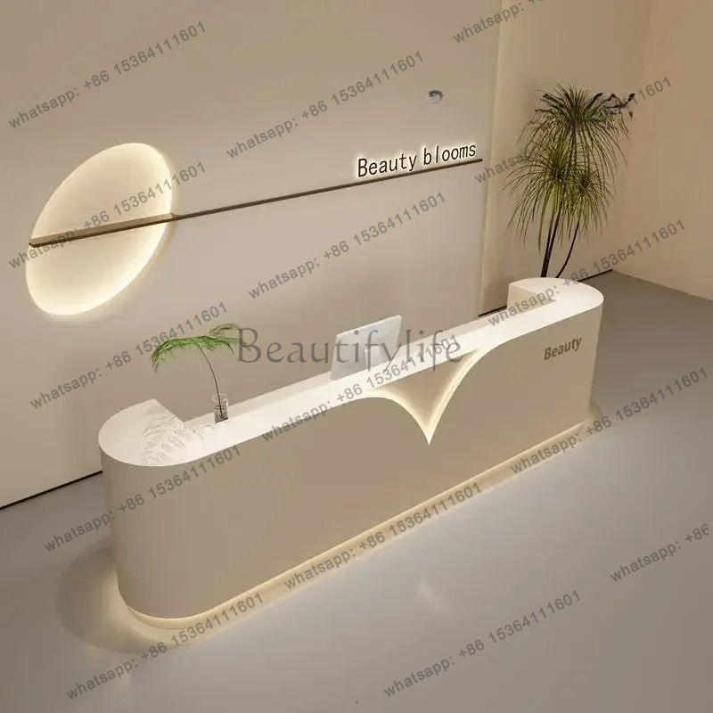 Luxury Skincare Store - 09Теплый цвет, стиль, магазин красоты и